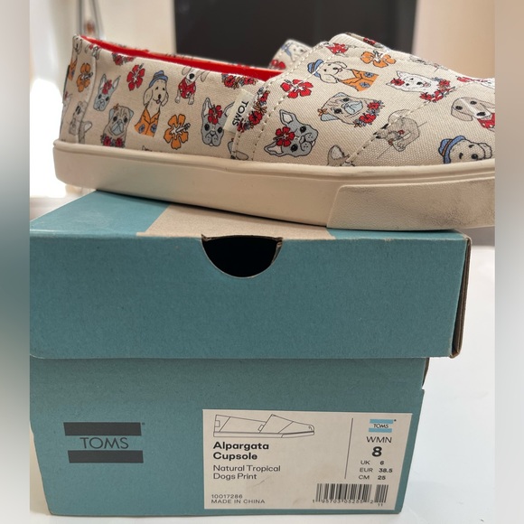 Brand new Tom’s with doggie images - Picture 4 of 4